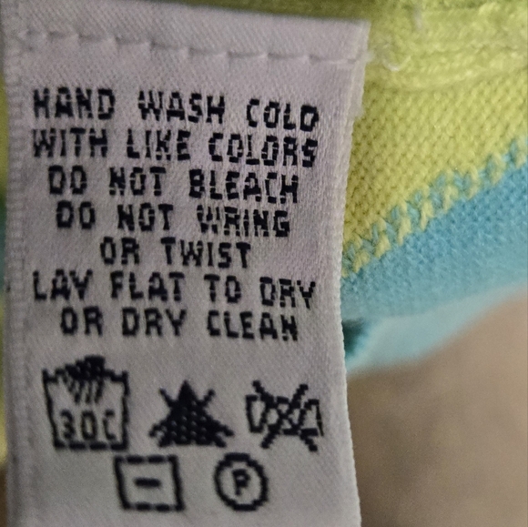 Lilly Pulitzer Bright Argyle Long Sleeve VNeck Sweater Size Medium - Picture 5 of 5